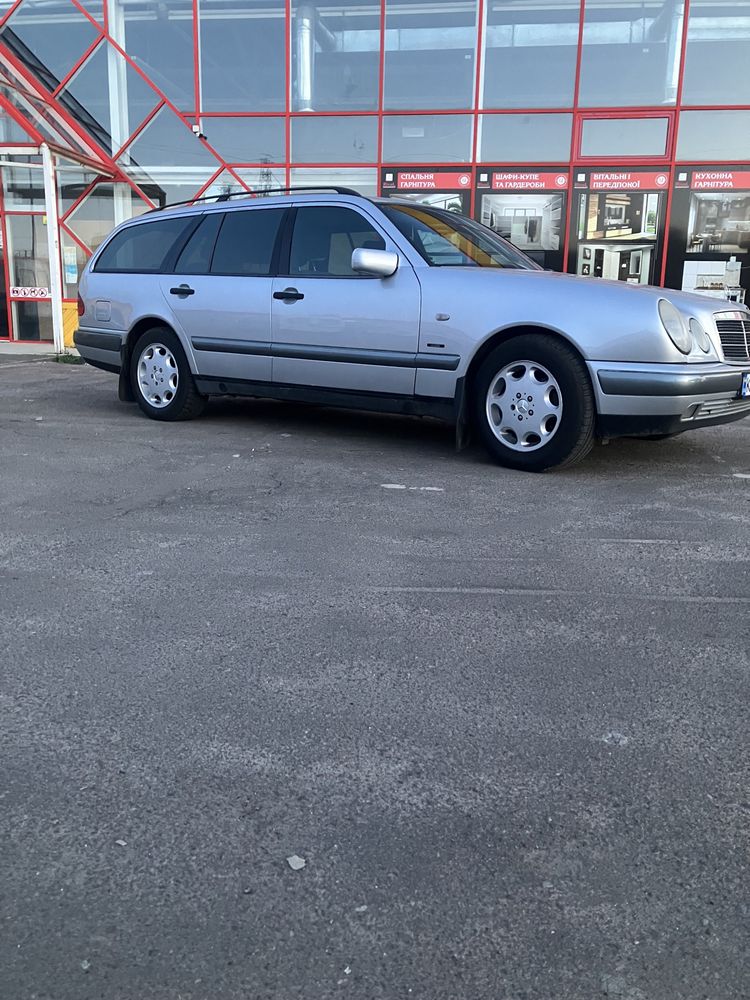 Mercedes-benz w210 E 290