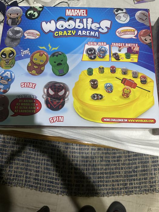dwa zestawy Marvel Wooblies crazy arena