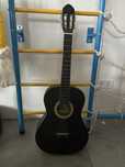Gitara z pokrowcem