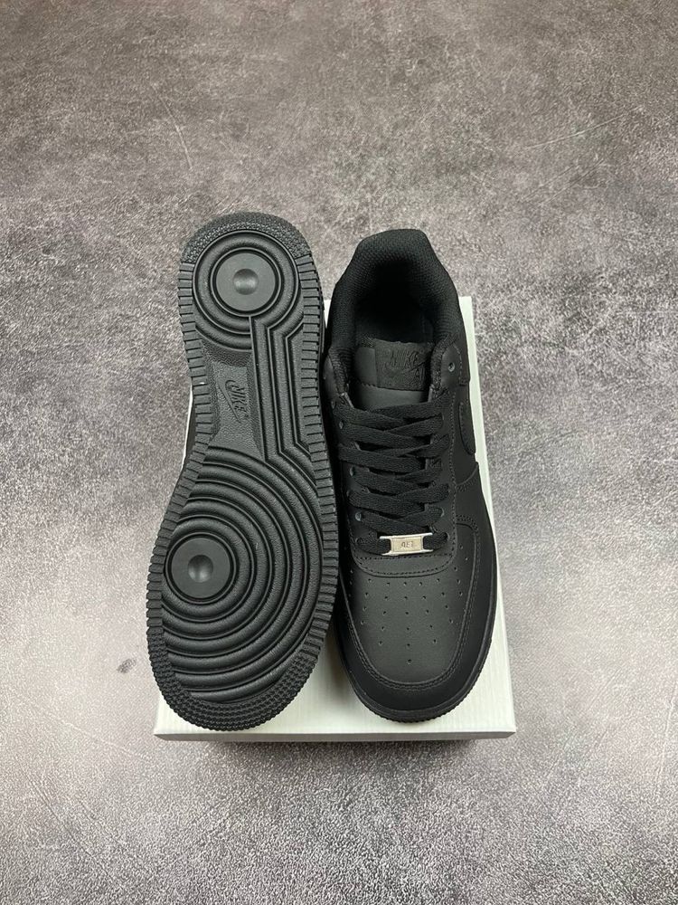 Nike Air Force 1 Low Black Premium
