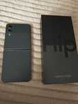 Samsung Galaxy Z Flip4