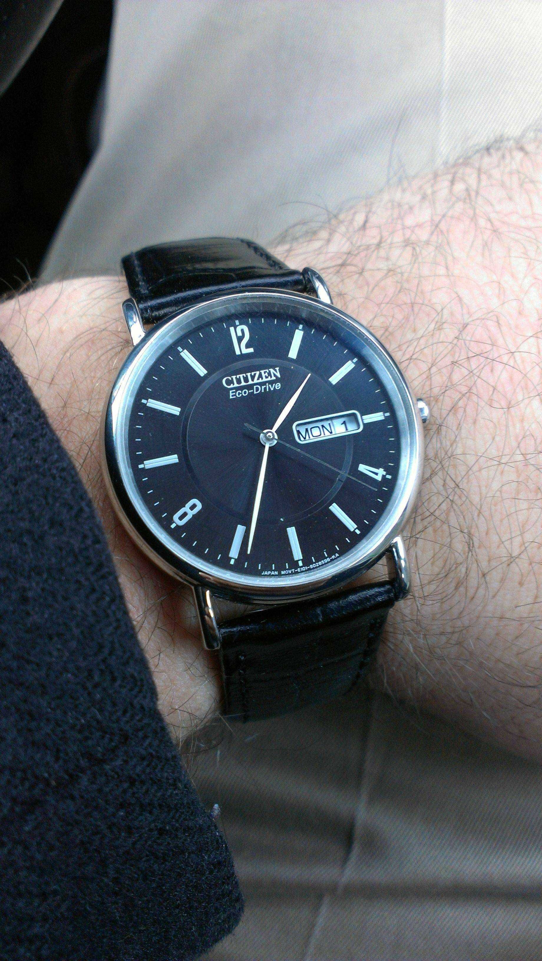 Relógio - Citizen Eco-Drive BM8240-03E