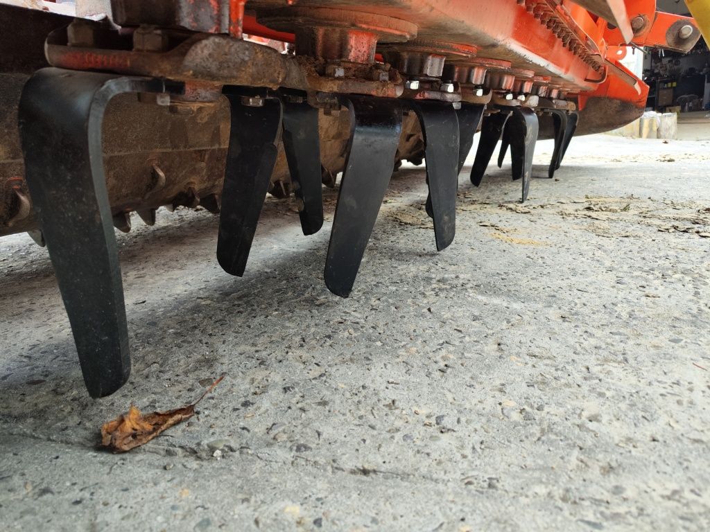 Agregat uprawowo-siewny Integra pneumatyczny 3M kuhn hrb 302