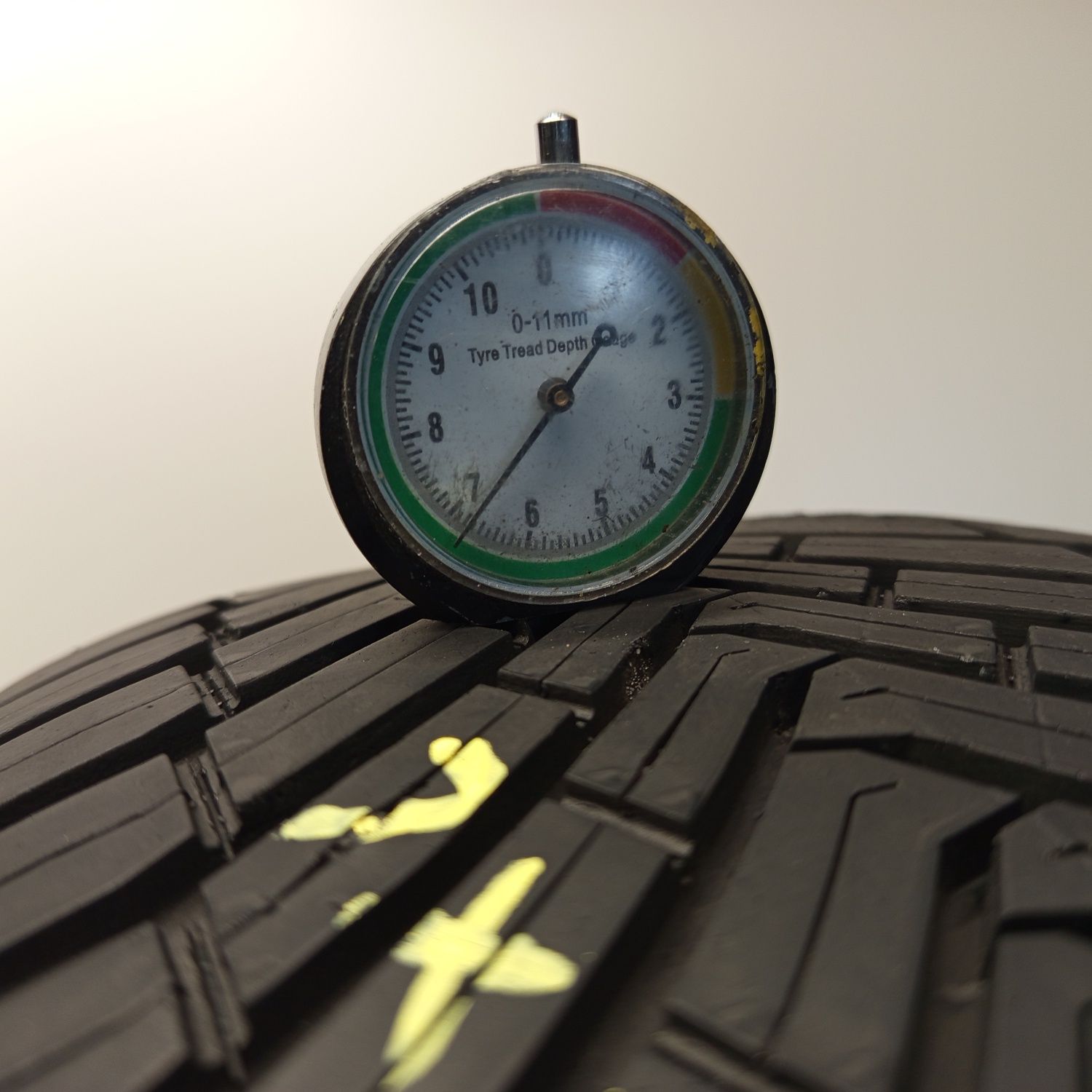 235/55R17 Continental AllSeasonContact