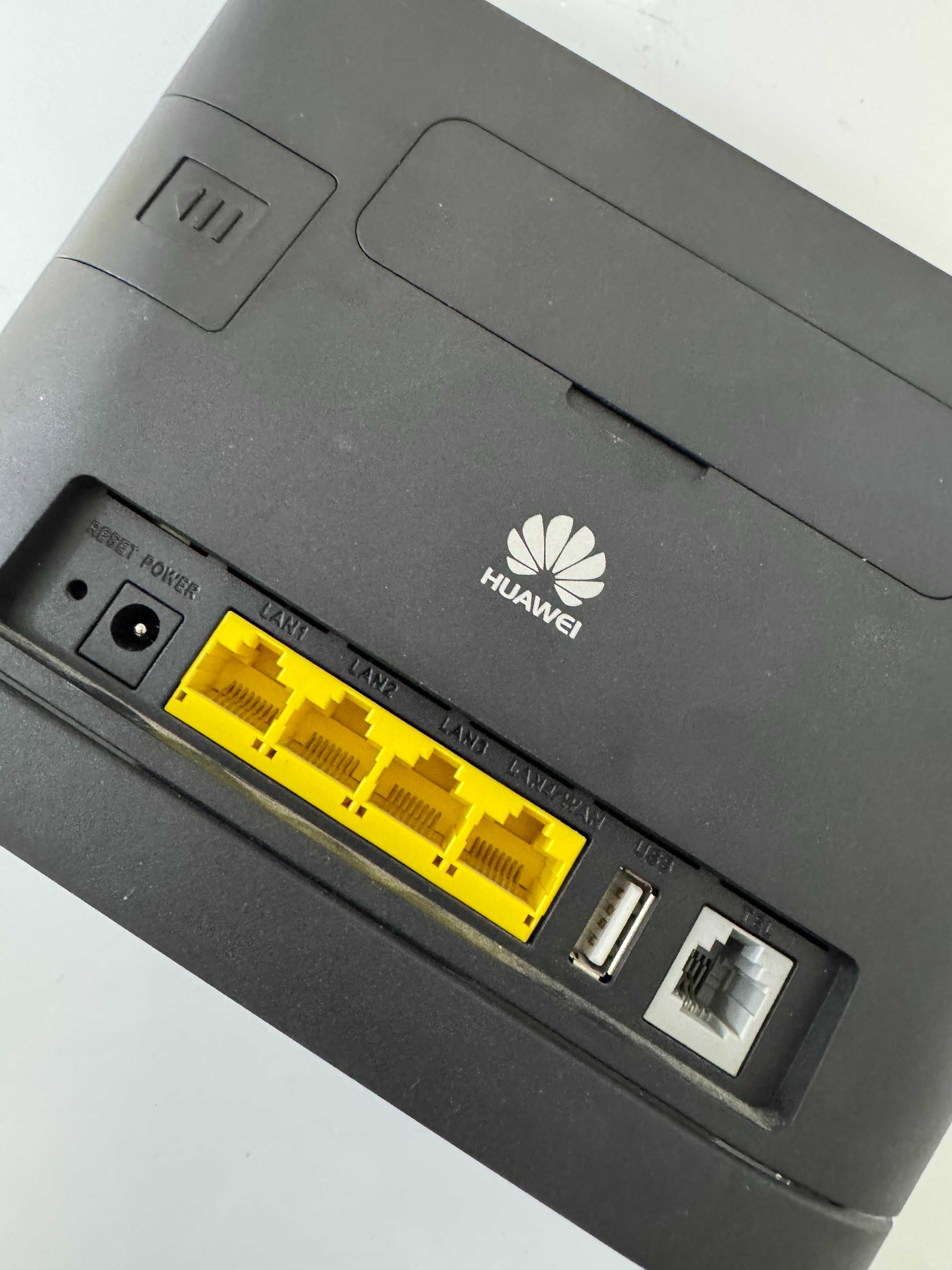 Router LTE Huawei B525 Komplet