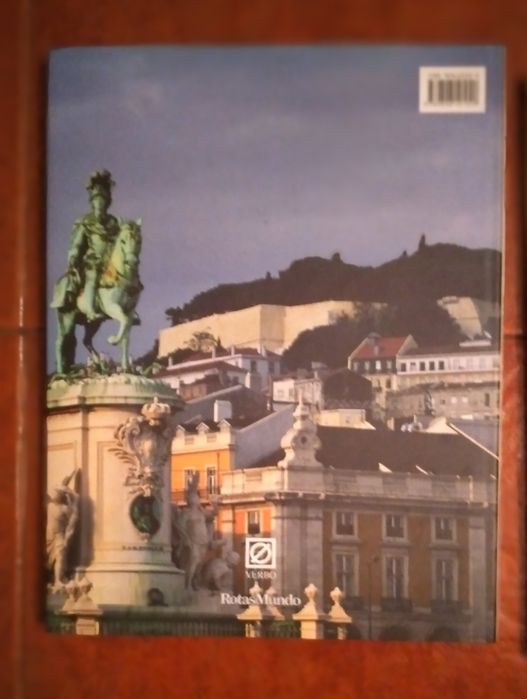 2 Livros - "As Mais Belas Cidade, Parques e Reservas de Portugal"
