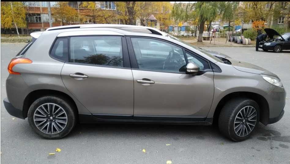 Продам авто Peugeot 2008 2013року