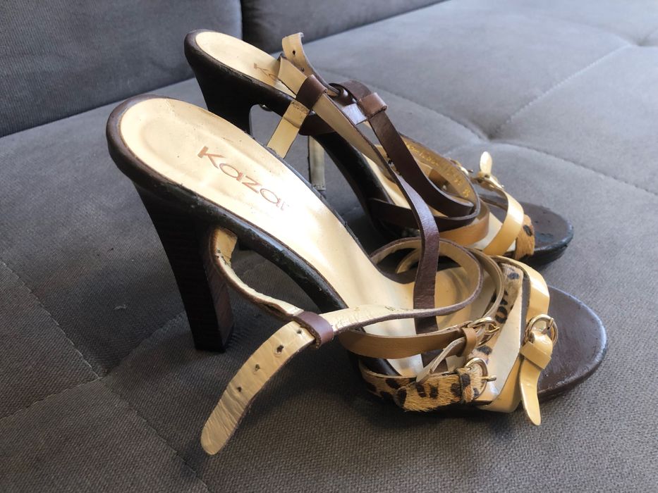 Skórzane sandały Kazar rozmiar 39