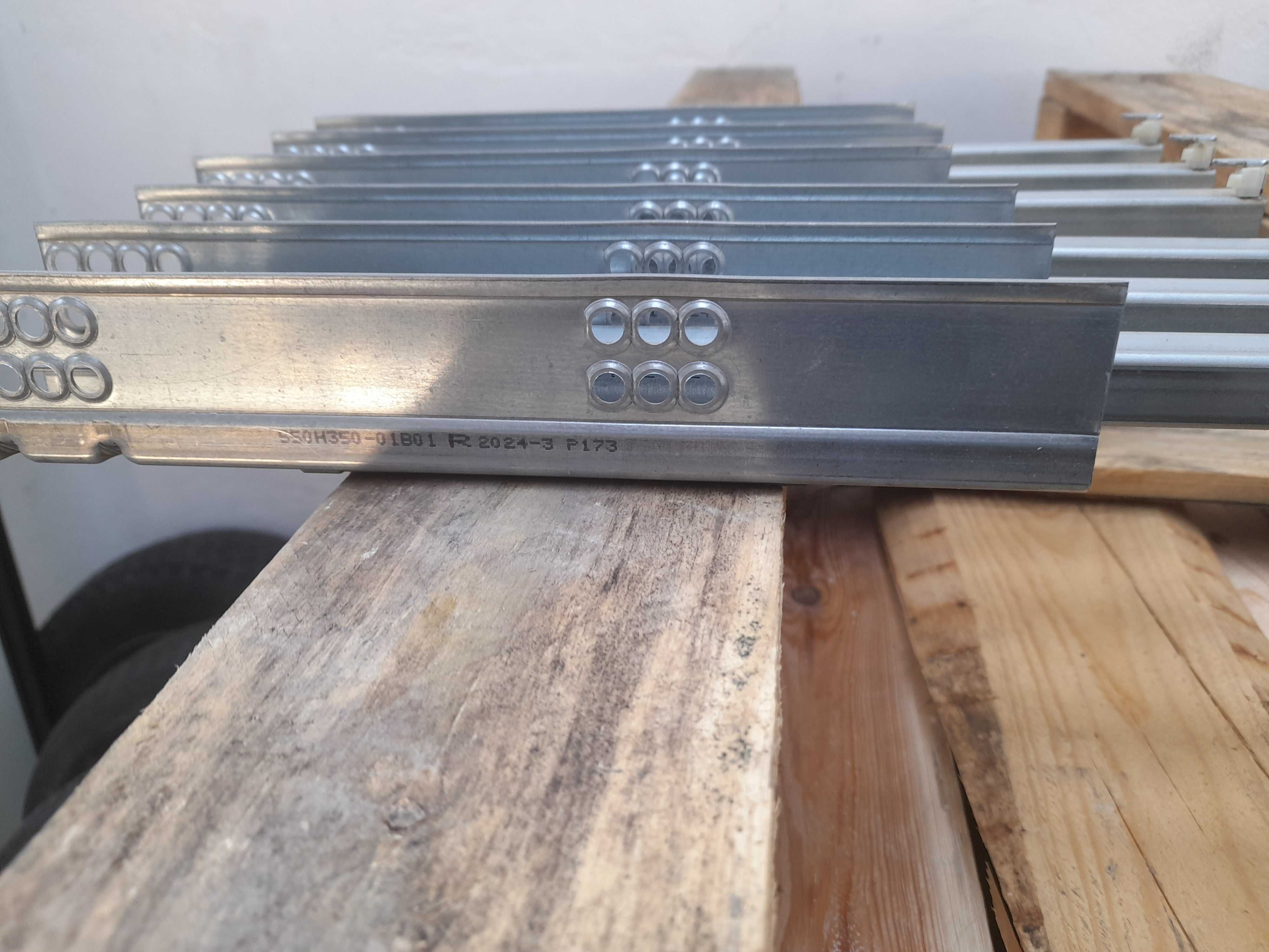 akcesoria do produkcji i montażu mebli