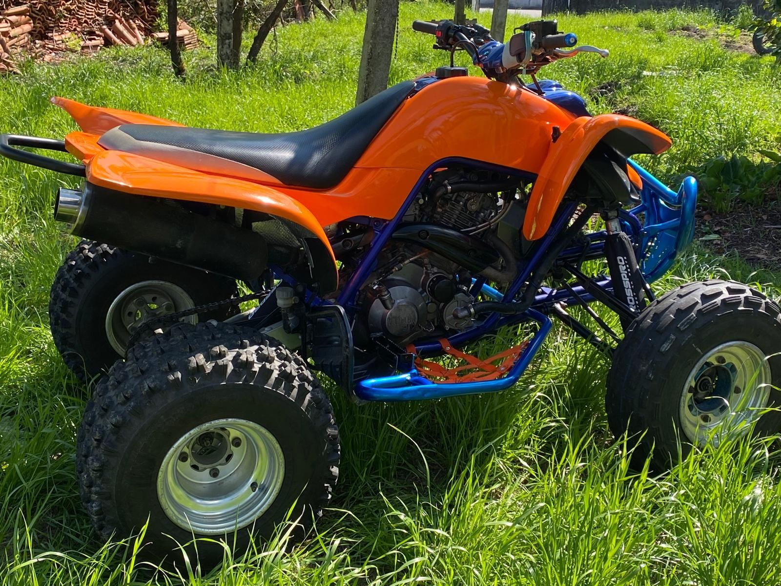 Yamaha raptor 660