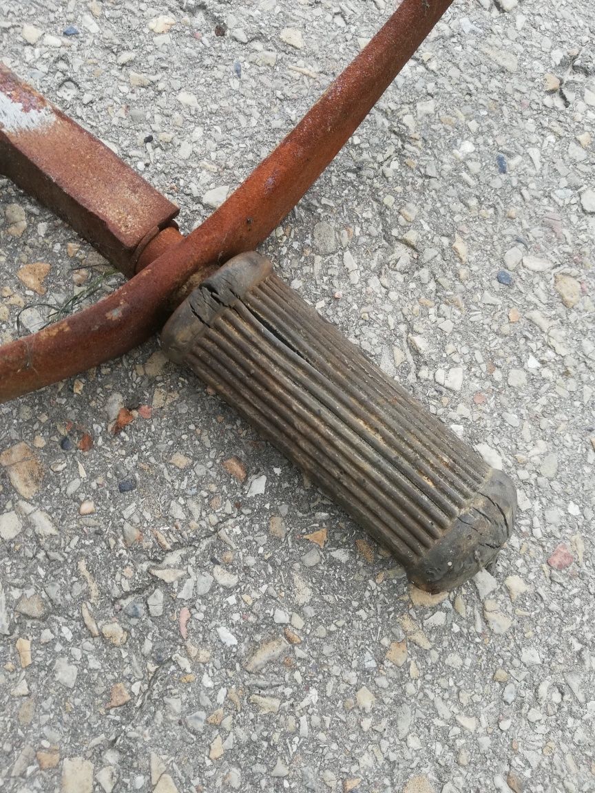 Stare stopki i dźwignia PRL zabytek
