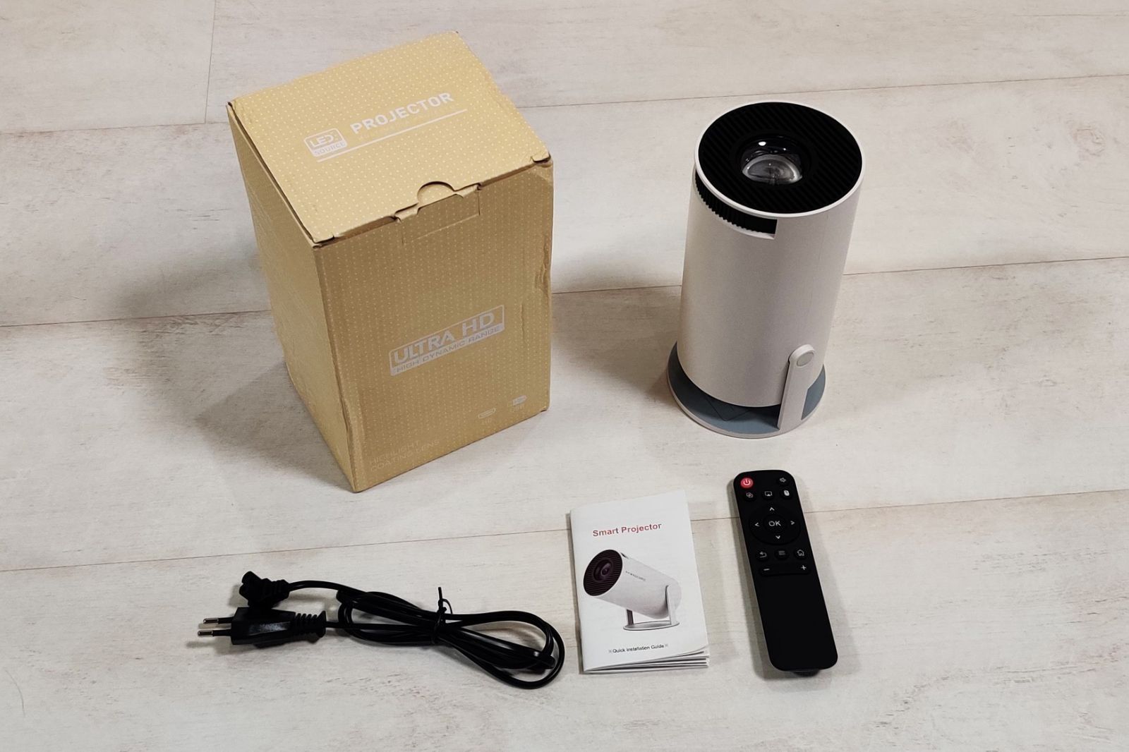Проектор Transpeed Magic Cube HY300 Pro Android 11