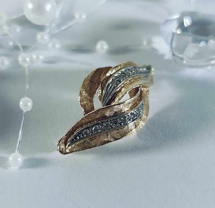 Złota broszka brylant 5,50G 417