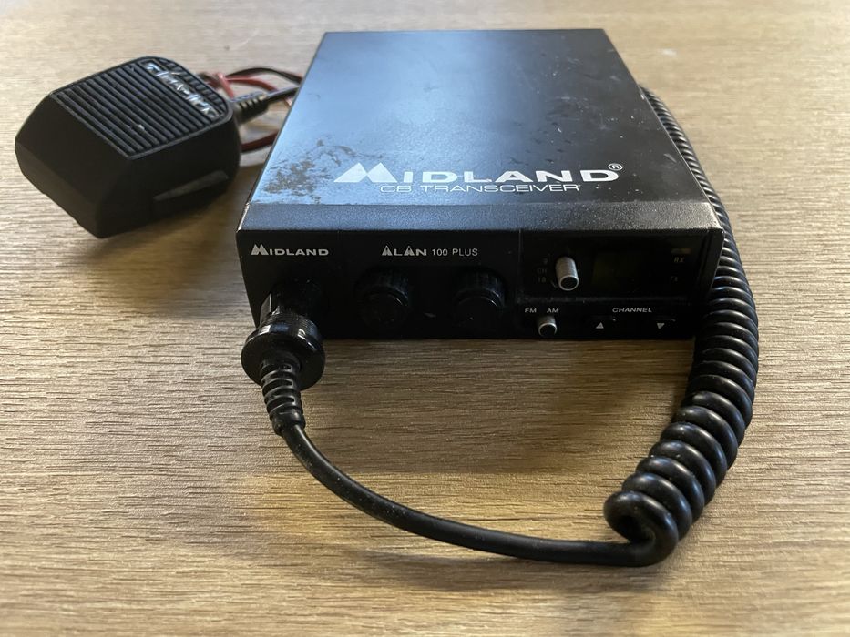 Cb radio midland 100