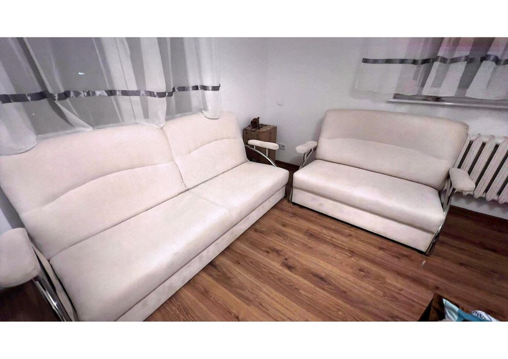 Sofy kremowe piękne 2 szt. Zadbane