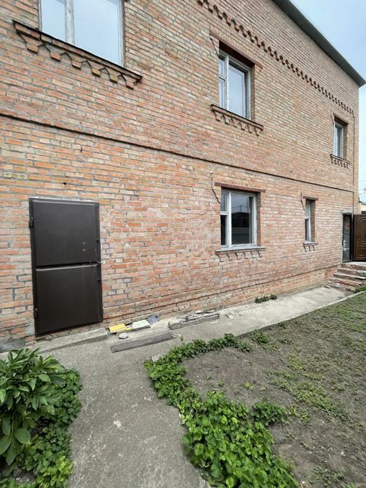 Продам 2-о поверховий будинок на Новій Балашівці.