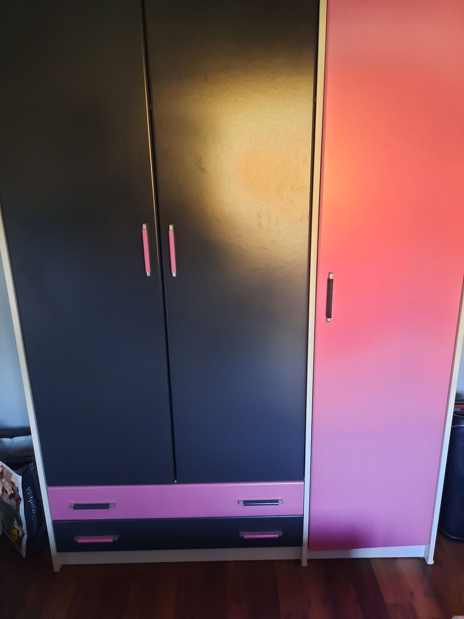 Quarto de solteiro menina