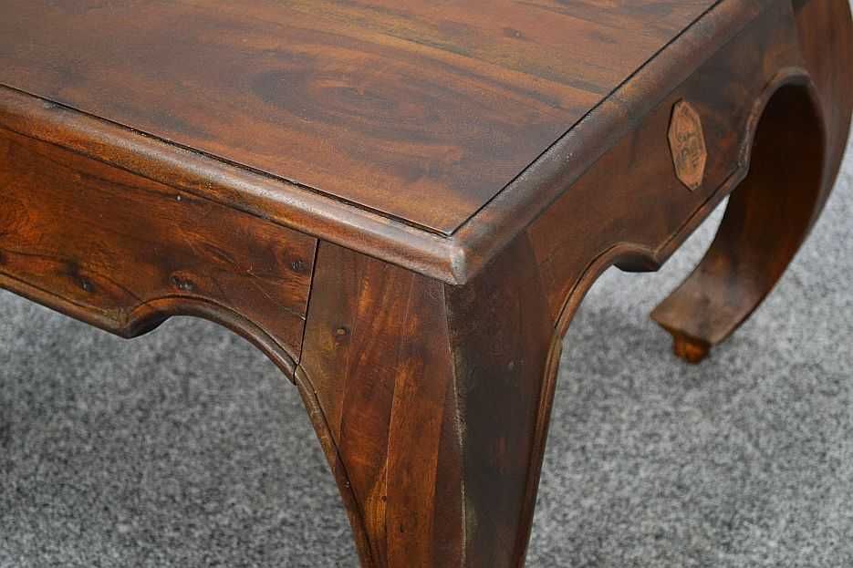 STOLIK 60x60 cm, drewniany, akacja lakierowana, seria OPIUM, -30%