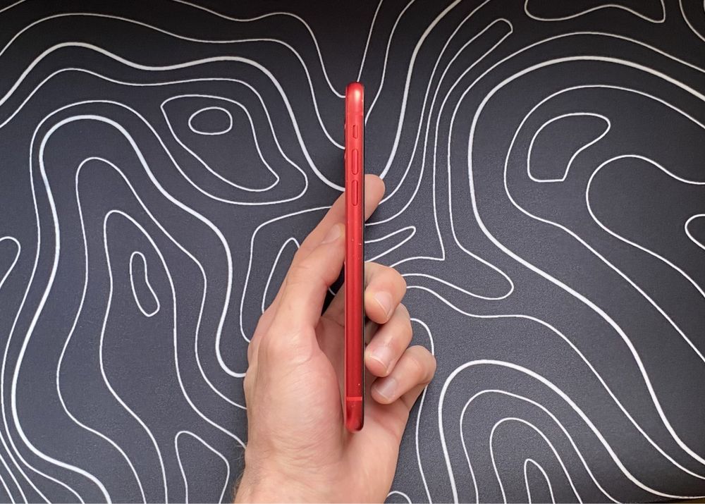 Замечательный iPhone 11 - 87% АКБ - 64 гб - NEVERLOCK - RED