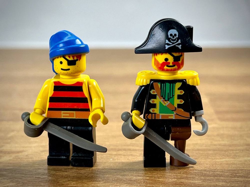 LEGO 6252 Pirates - Piraci, Żołnierze, skarb, papuga i małpa