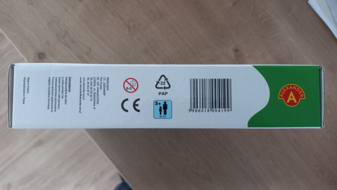 Literki magnetyczne i tablica Alexander 5+