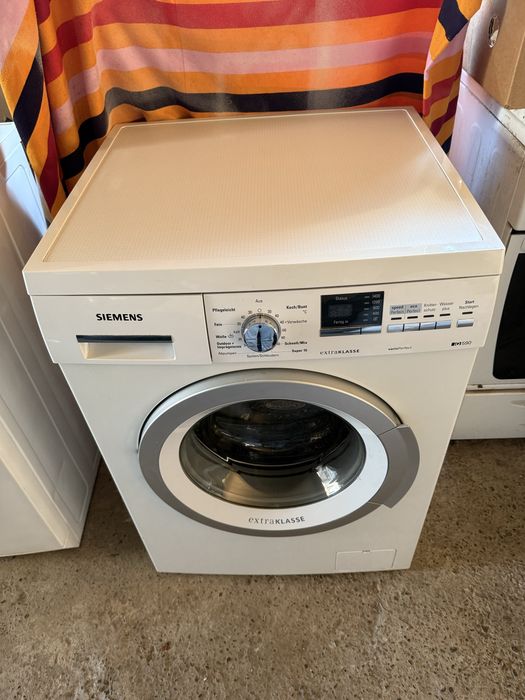 Продам пралтну машину Siemens на 8 кг