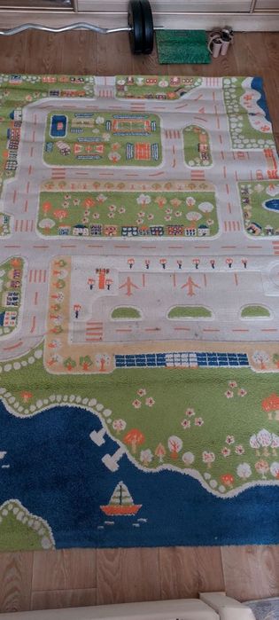 Продається дитячий килим