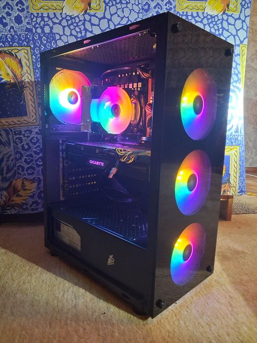 Ігровий ПК • AMD RX 5700 XT • Xeon E5-2670 v3 • 16 ГБ ОЗП • Б/У, стан