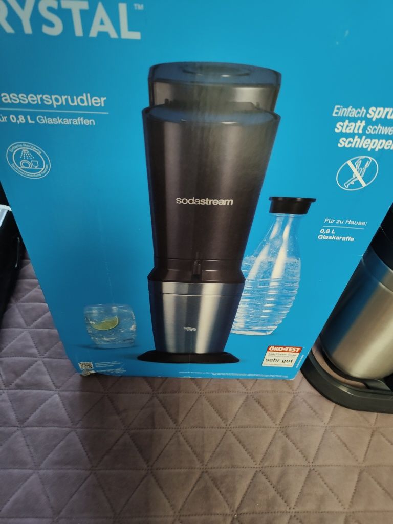 Saturator SodaStream Duo + butelka+ pełny nabój CO2