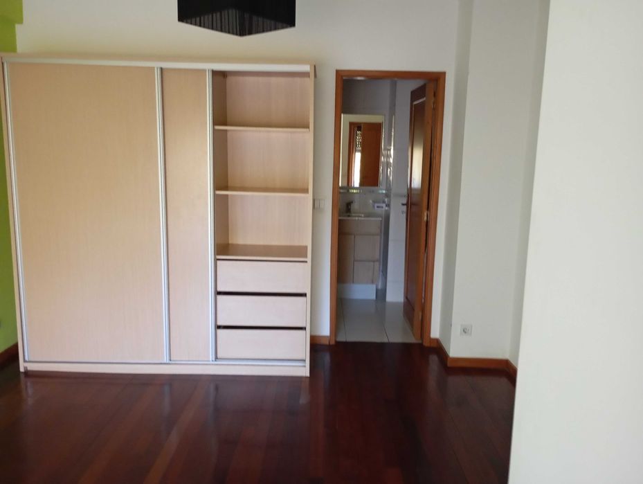 Arrendo T1 Vila Verde centro
