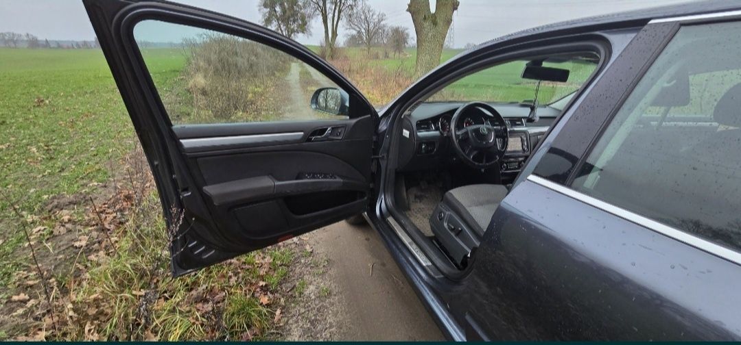 Skoda Superb sedan