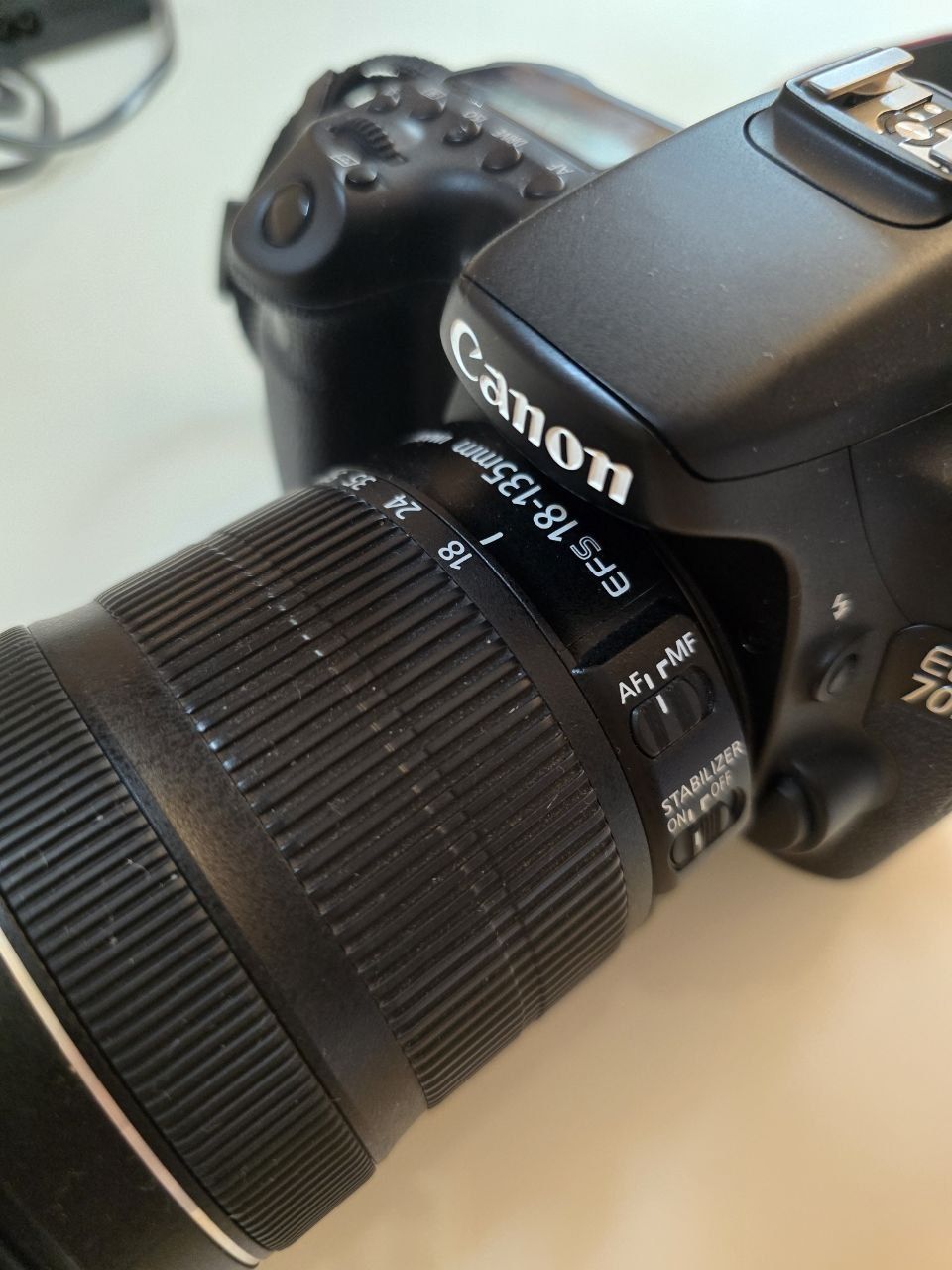 Canon EOS 70D kit EF-S 18-135 IS STM