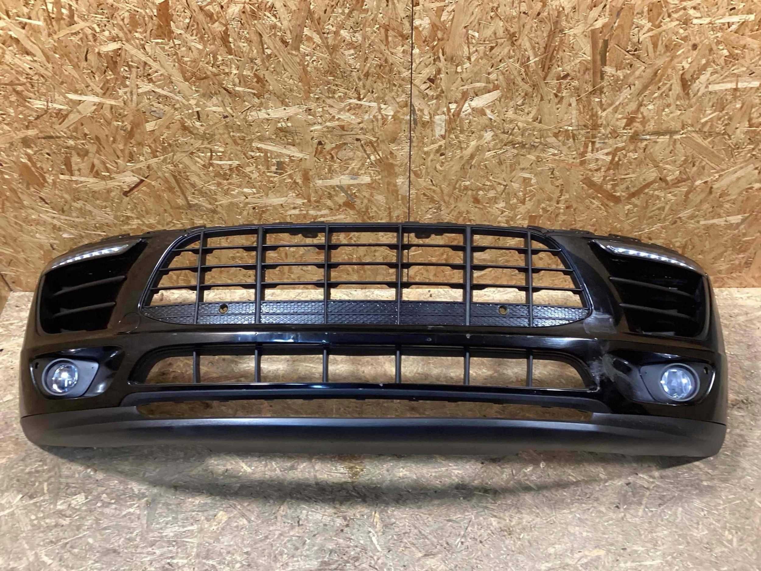 Porsche Macan 95B Передний бампер / Передній бампер