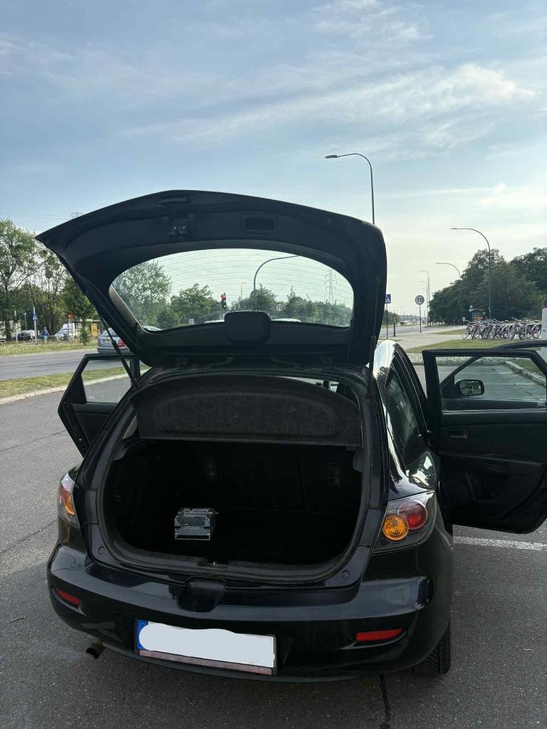 Mazda 3 • 2006 • 1.6 benzyna • Czarna • Manual