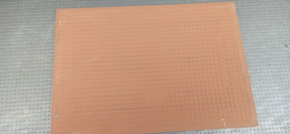 Остатки кафельной плитки