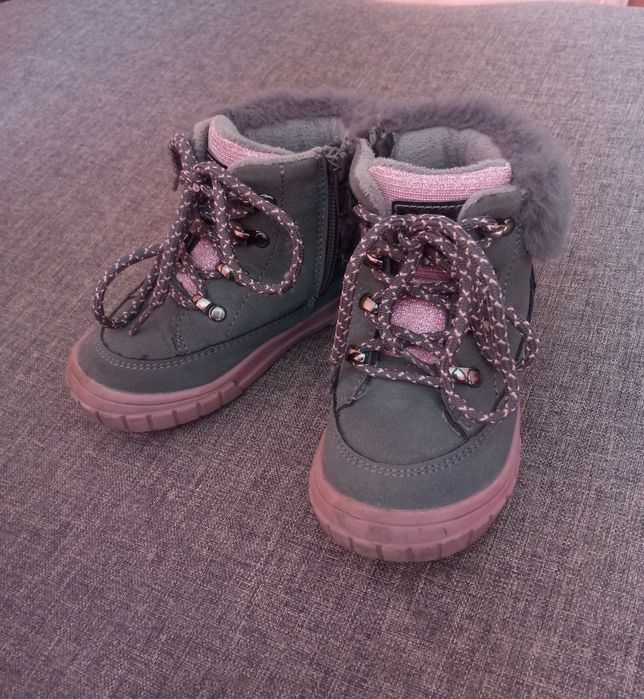 Zimowe buty dziecięce