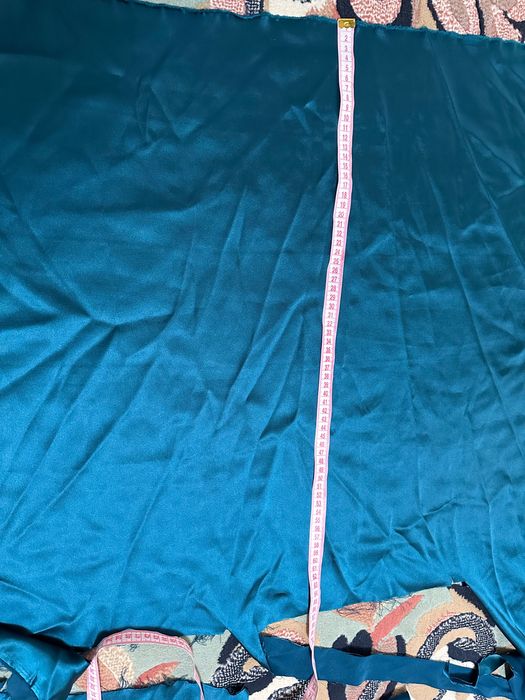 Продам відріз тканини атлас 100х66