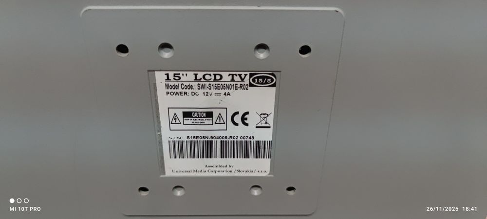 TV LCD com DVD a funcionar bem sem problemas.