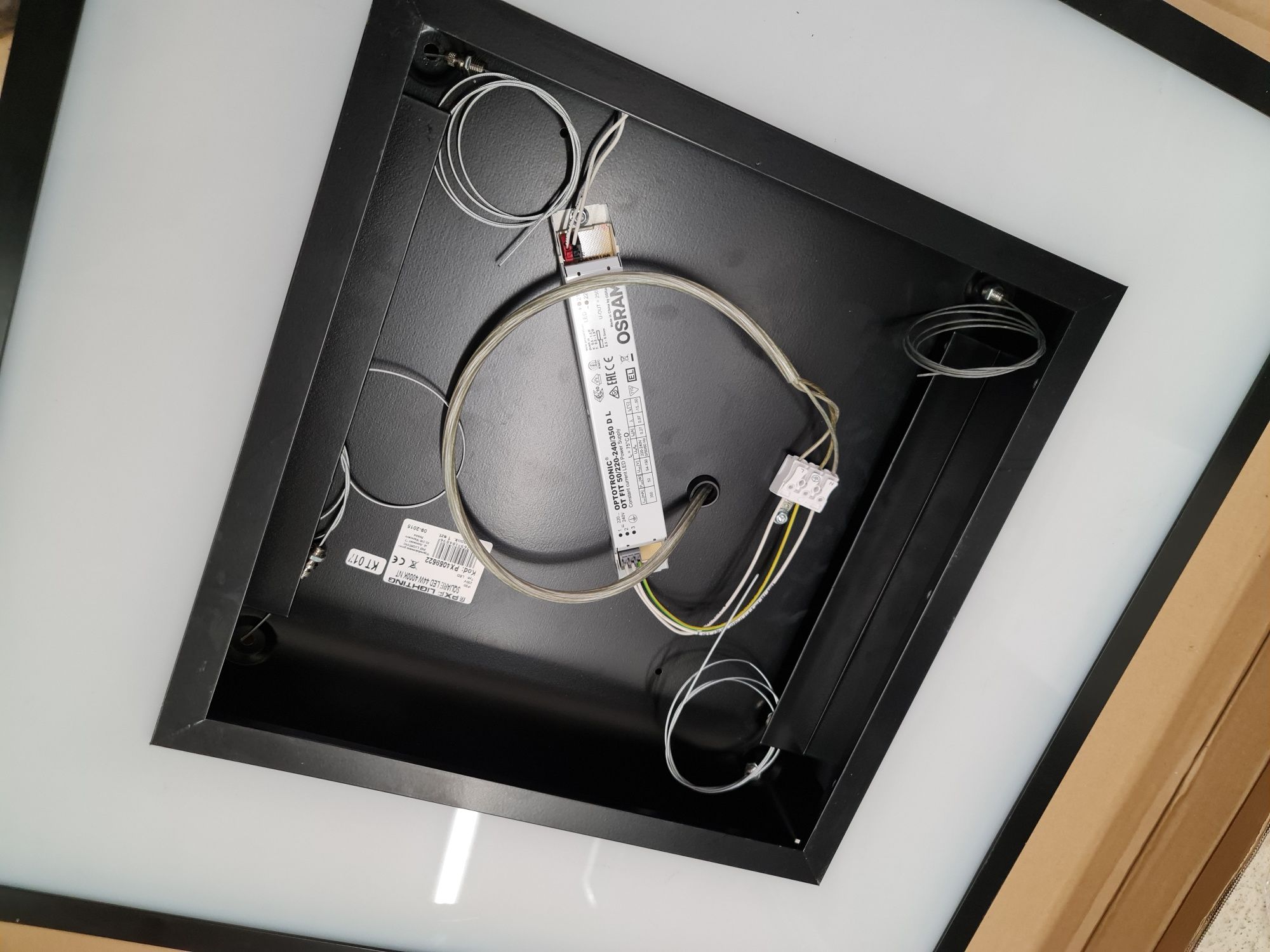 Oprawa sufitowa wisząca PXF Squere LED 44W 4000K x10