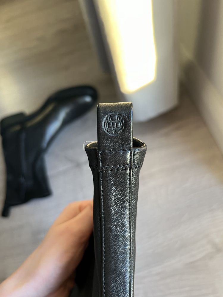 Czarne botki Massimo Dutti 39