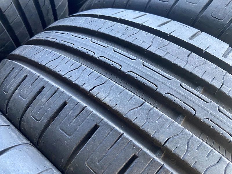 215/50/19 Goodyear EfficientGrip_7mm_4szt_(111)