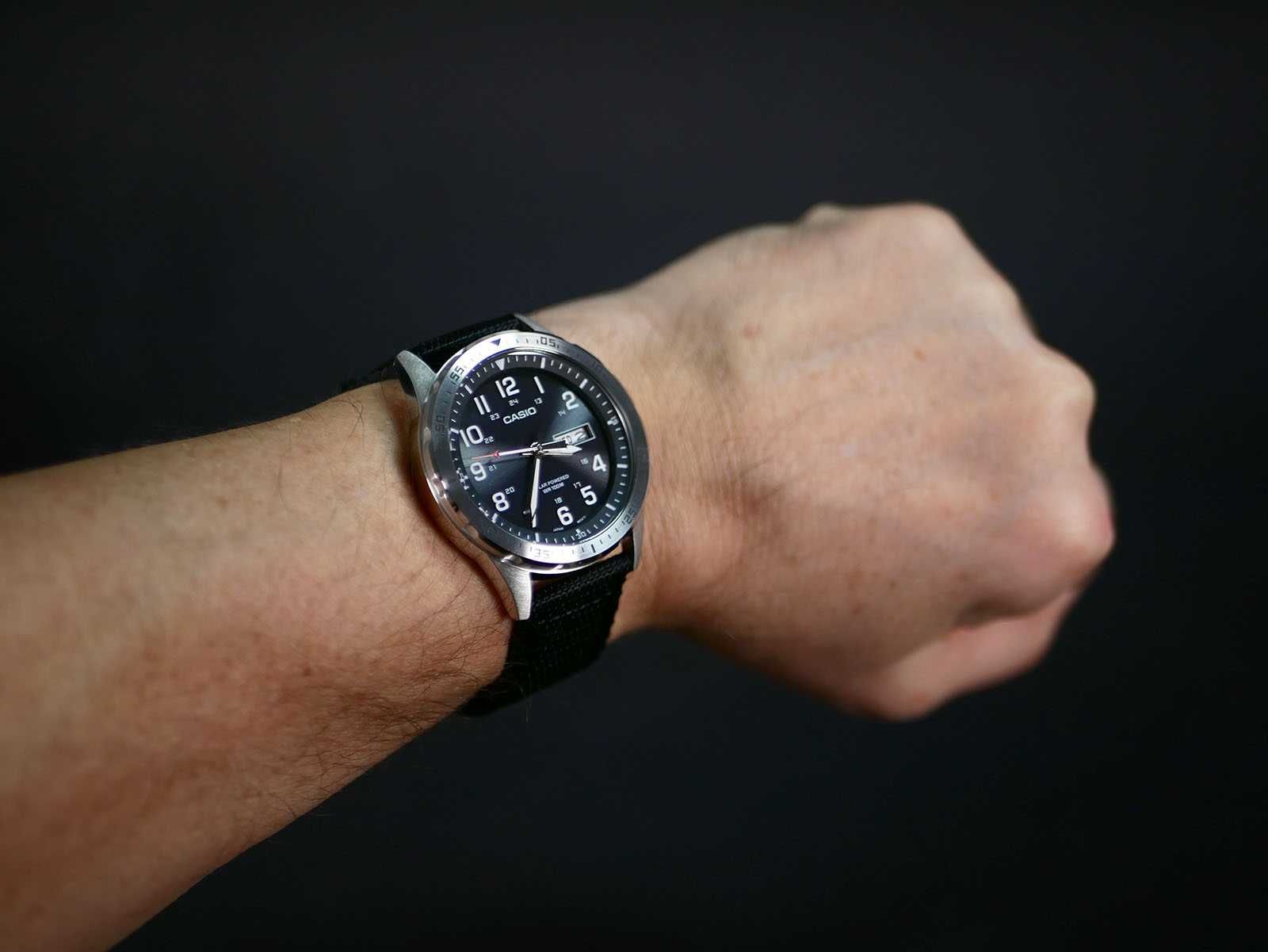 Casio MTP-S120L-1AV Solar Black