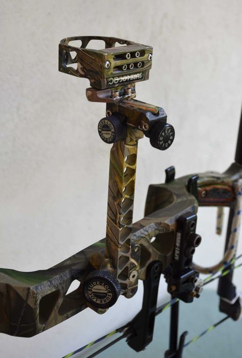 Łuk bloczkowy Bowtech Sentinel 3D/Hunting Camo