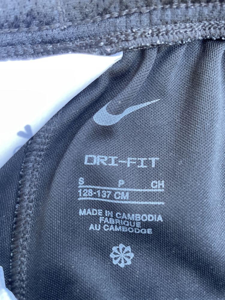 Fc Barcelona nike dri-fit 128-137 Koszulka spodenki strój piłkarski