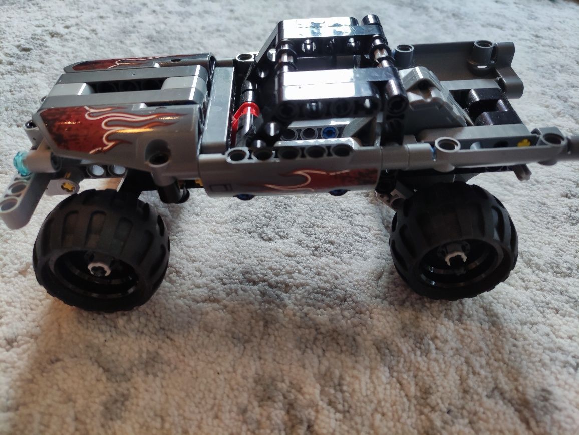 LEGO 42090 Technic - Monster truck złoczyńców 100% kompletny