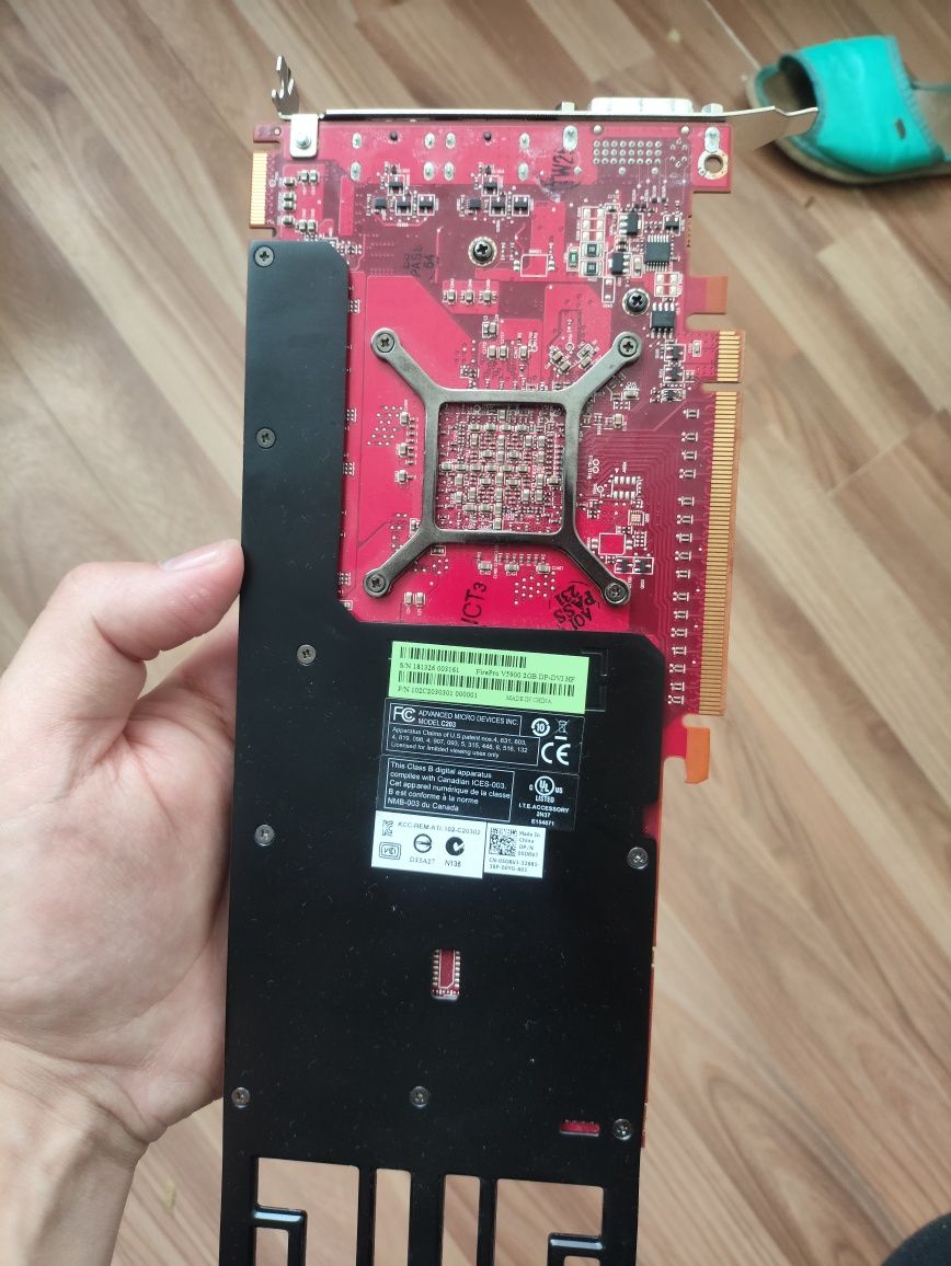 Продам відеокарту AMD FirePro V5900 2GB GDDR5 Б/У