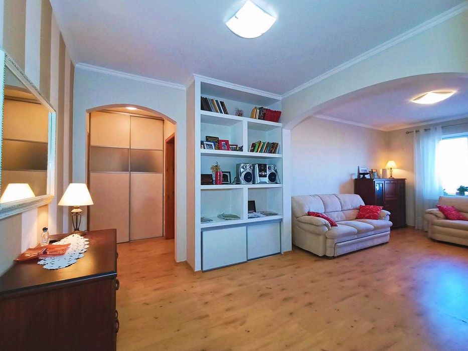 Продаж квартири 75 м2 з ремонтом, меблями, технікою, район Бойова!