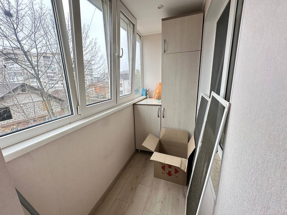 Здається 2х кімнатна квартира по вул. І.Миколайчука 19