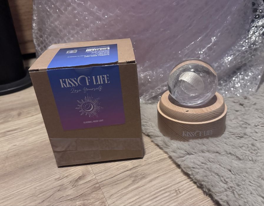 Kiss Of Life kiof merch lampka glassball mood lamp withmuu kpop