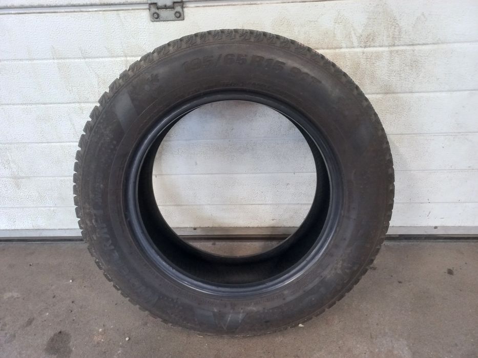 Opony zimowe Kumho 195/65/15 91T